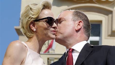 Toute l'équipe de la fondation adresse ses sincères condoléances à sa famille. Monaco: la princesse Charlène déclare sa flamme au prince ...