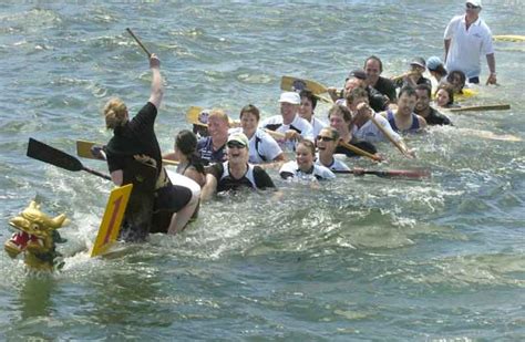 Dragon boat racing is popular in 60 countries worldwide, but has its roots in southern china. Dragon boat racing in Otago Harbour | Otago Daily Times ...