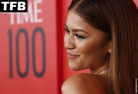 Zendaya Zendaya Nude OnlyFans Leaks The Fappening Photo FappeningBook