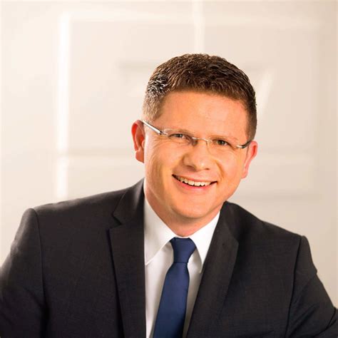 Vielen dank für ihr verständnis. Torsten Gohlke - Risikocontroller - Raiffeisen-Bank ...