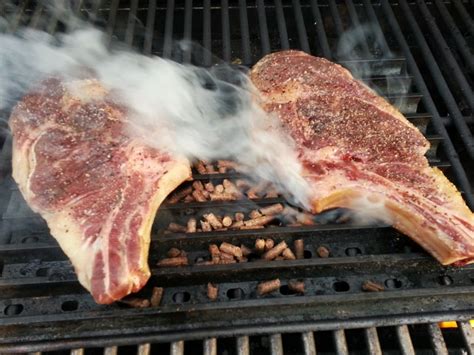 What is a smoke tube? Grilling Grate with GrillGrate: PRE-Smoking on the Weber ...