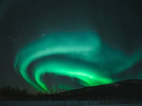 Aurora Borealis At Night · Free Stock Photo