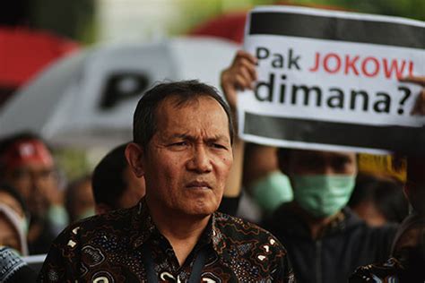 Tunggu Aturan Peralihan, KPK Gunakan Undang-Undang Lama - Berita Utama
