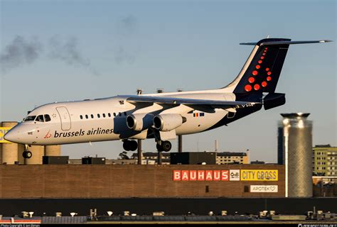 Oo Dwe Brussels Airlines British Aerospace Avro Rj100 Photo By Jon