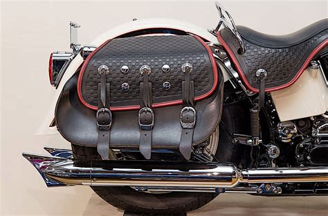 Canepa 1997 Harley Davidson Heritage Springer Is A New Take At Classic Harleys Autoevolution