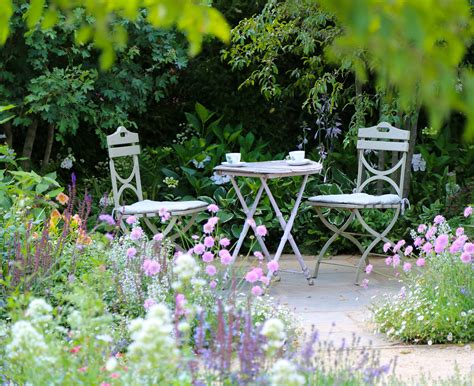 Cottage Garden Patio Ideas 11 Beautiful Ways To Create A Flower Filled
