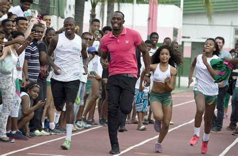 Usain bolt and partner kasi bennett have welcomed twins named thunder bolt and saint leo bolt, who join big sister olympia lightning bolt, 1. Usain Bolt on a visit to a sports complex at the Mangueira ...