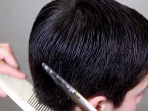 This video has blown up during coronavirus with over 600k new views since the start of lockdown. How To Cut Men's Hair - Tapering - Fading Men's Hair - YouTube