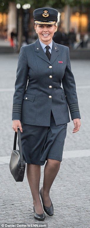 Carol Vorderman Opens Tower Of London War Memorial Display Daily Mail