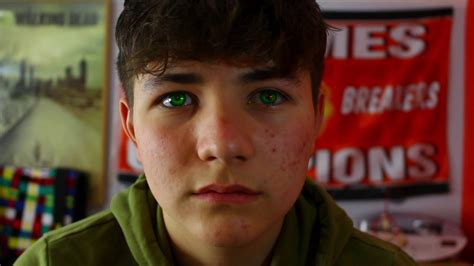 The phrase bedroom eyes refers to a glance or look given by one person to another to suggest a romantic or sexual desire. Edited Bedroom Eyes - YouTube