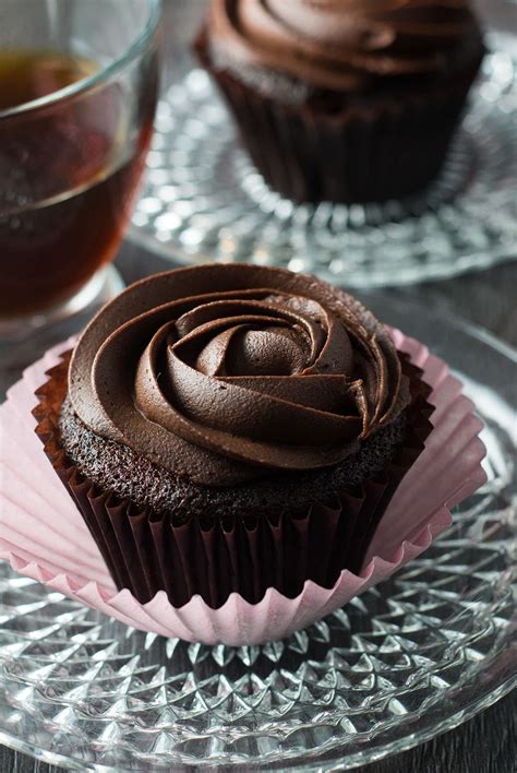 Devils Food Cupcakes With Dark Chocolate Frosting Errens Kitchen