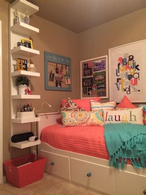 Just see how these easy fixes. Pin by Christine Simpson on Ellie | Small teenage bedroom ...