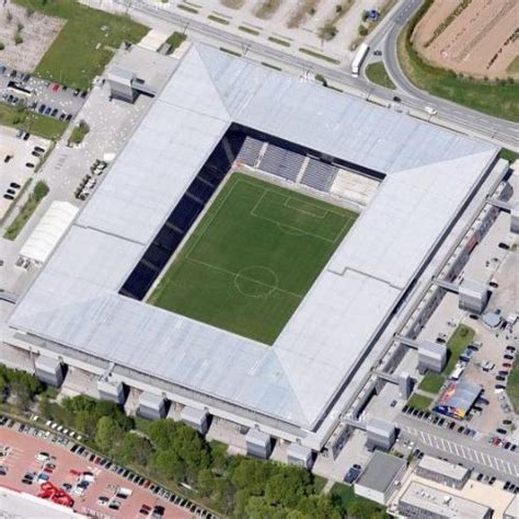 Google яндекс osm wikimapia loadmap edit in josm. Red Bull Arena in Salzburg, Austria (Google Maps) (#3)