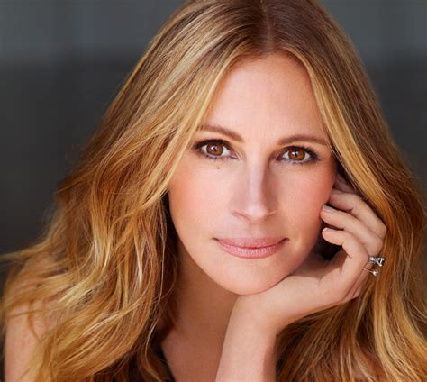 Julia Secret Sessions Homecoming Drama Series W Julia Roberts Gets