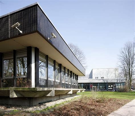 5217 meters rettungswache 7 gelsenkirchen. Rathaus Herne-Wanne Herne, Architektur - baukunst-nrw