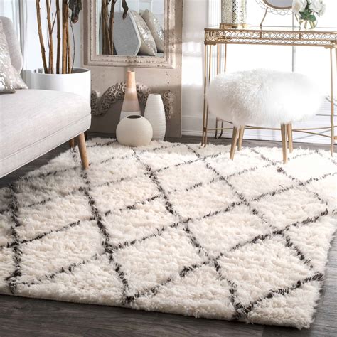 Living Room Rugs That Chicly Transform Your Space