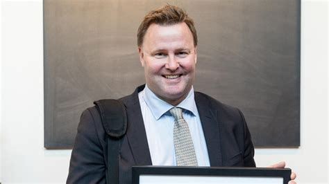 Klikk på bransjenavnene for å se alle firmaer i den bransjen. NPK: Spontan klarspråkpris til Espen Nakstad