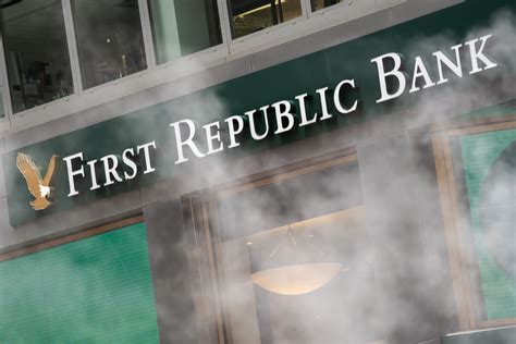 First Republic Banks Struggles Affect Credit Markets Unevenly Bloomberg