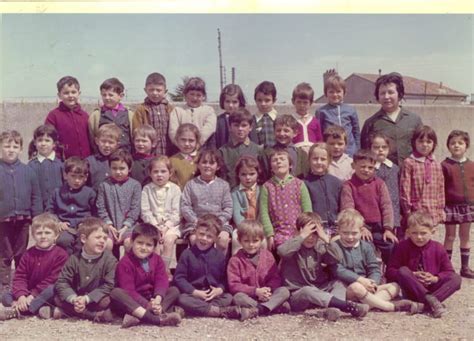 Photo De Classe 1970 De 1970 Ecole Primaire Rue Des Ecoles Copains D