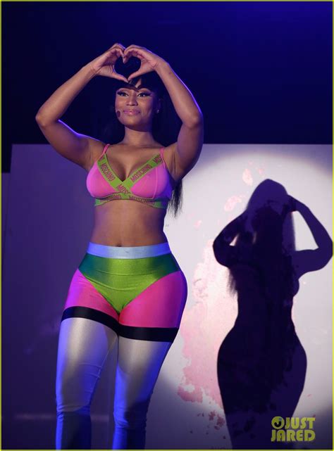 Nicki Minaj Shows Off Killer Curves In Neon Spandex Photo 3382360 Chris Brown David Guetta