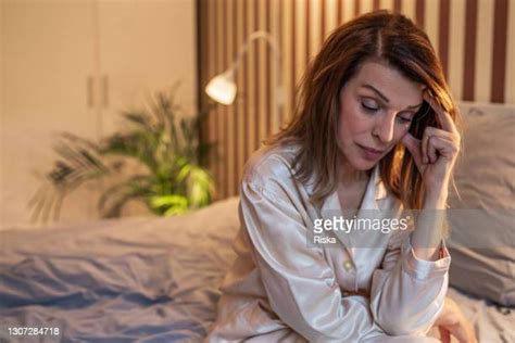 mature woman cannot sleep photos and premium high res pictures getty images