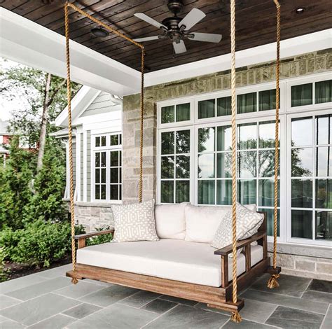 27 Absolutely Fabulous Outdoor Swing Beds For Summertime