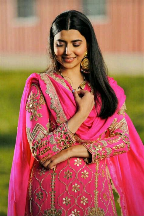 Pin By Arun Sarin On Nimrat Khaira Bridal Dress Fashion Punjabi