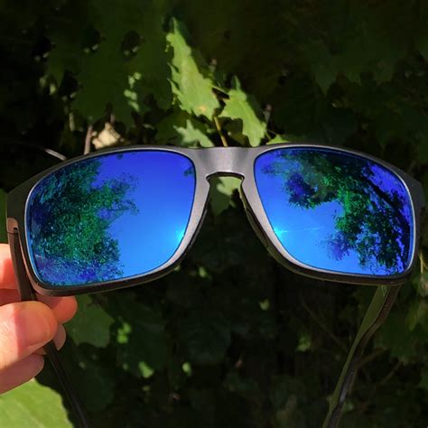 5 Best Polarized Sunglasses To Reduce Glare And Improve Clarity
