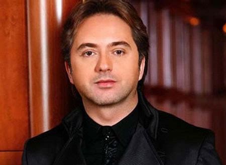Marwan khoury is a lebanese singer, writer, composer and music arranger. جولولي | مروان خوري في «مدرسة الحب» مع هاني شاكر
