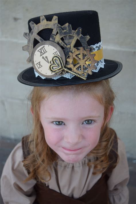 The first video in a new diy series, focusing on creating simple steampunk clothing, accessories and fun. DIY Steampunk Costumes for the Family | Sew Simple Home