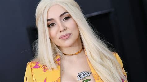 Ava max — christmas without you 02:49. Ava Max zingt 'Sweet But Psycho' live bij Domien - Qmusic