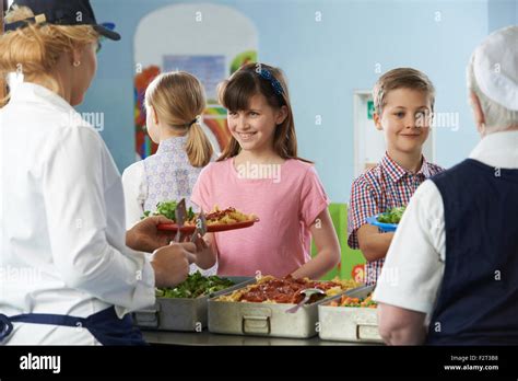 Old Lunch Lady Cafeteria Hi Res Stock Photography And Images Alamy