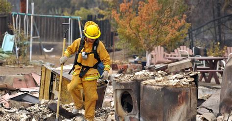 Fourth Body Found In Californias Valley Fire As Seven Now Dead In Blazes