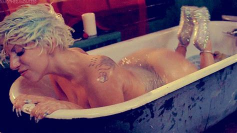Lady Gaga Nude Having Sex 