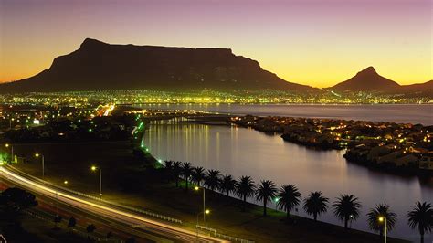 Feel free to send us your own wallpaper and we will consider adding it to appropriate category. Cape Town HD Wallpapers