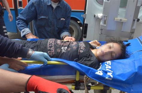 İhbar üzerine olay yerine çok sayıda polis ekibi ve zırhlı araçlar sevk edildi. Adana'da Seyhan Nehri'ne atlayan genç kız son anda ...
