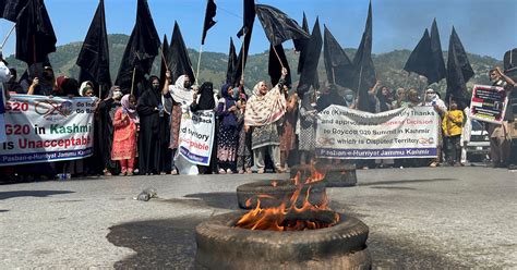 Hundreds Rally In Pakistan Ruled Kashmir Against India G20 Meet Reuters