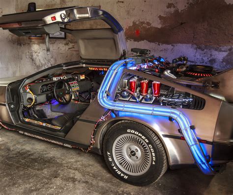 Zurück in die zukunft mit dem delorean | motorvision. Doc Browns DeLorean aus „Zurück in die Zukunft" bei den ...