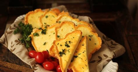 10 Best Garlic Bread Without Butter Recipes