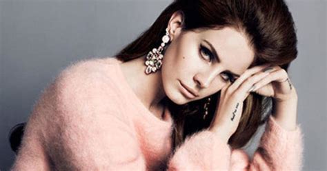VidÉos Lana Del Rey Reprend Blue Velvet Dans Une Publicité Pour Handm