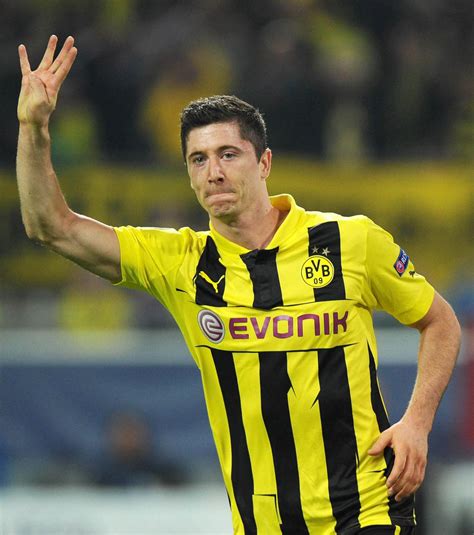 Latest robert lewandowski news including goals, stats and injury updates for bayern munich and poland striker plus transfer links and more here. Borussia Dortmund - Real Madrid les notes : Robert ...