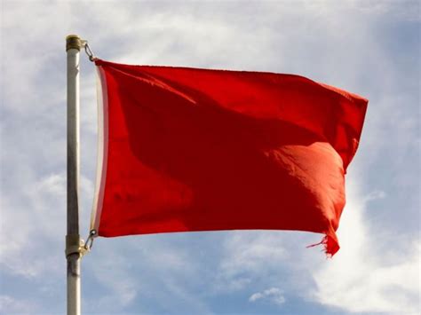 Red Flag Là Gì 12 Cách Nhận Biết Red Flag để Tránh Va Phải Cờ đỏ