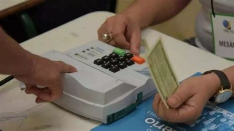 Não votou no 1º turno? Eleitores ainda podem votar no segundo turno