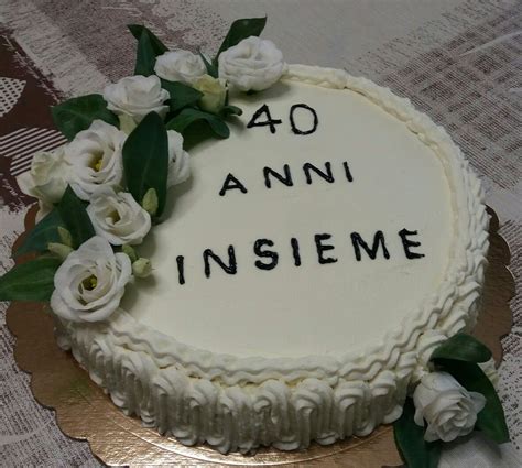 Tutti gli anniversari sono importanti, ma quello di matrimonio va organizzato nei minimi dettagli, con attenzione e senza fare gaffe. Torta Anniversario di Matrimonio | Anniversario di ...