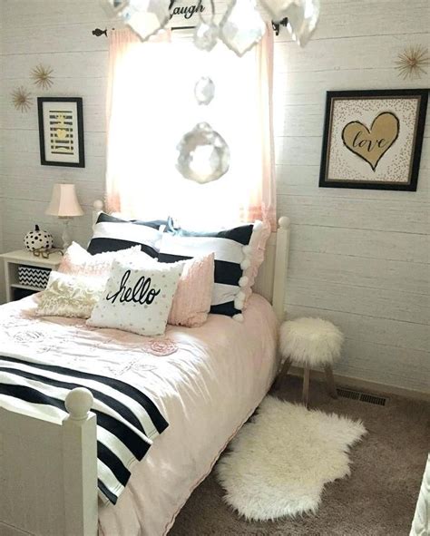 Black And White Teenage Bedroom Ideas