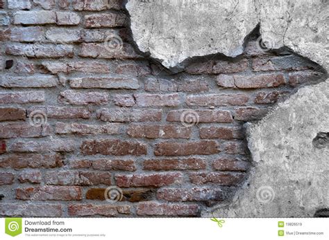Old Worn Down Brick Wall Stock Image Image Of Clay Peeling 19826519