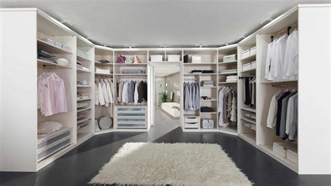 .begehbarer kleiderschrank system begehbarer begehbarer kleiderschrank dachschra dachschrage schrank selber ankleidezimmer selber bauen inspirierende ideen und bilder kleiderschrank selber bauen schrank mit schrage kleiderschrank klasse begehbarer. Begehbarenleiderschrank Selber Bauen Dachschrage ...
