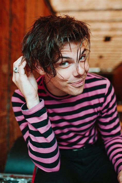 S Of Yungblud 🖤 Fanfiction Fanfiction Amreading Books