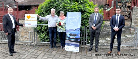 Darüber hinaus bietet es viele weitere nützliche funktionen. Glückwunsch - Rasdorfer gewinnen Auto beim VR Gewinnsparen ...