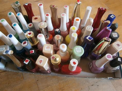 Because you will save time when you want to locate a specific color. Olga's dreamland: Diy - Nail Polish Organization